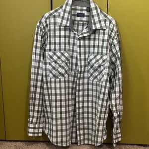 Izod Men's Green and White Long Sleeve Plaid Shirt Large
